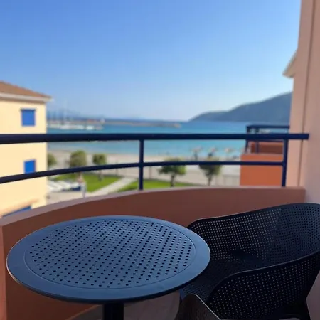 Akroyiali 2* Vasiliki