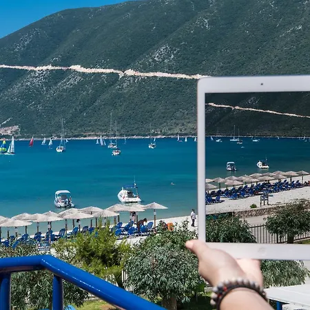 Akroyiali Hotel 2*