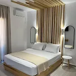 Akroyiali Hotell 2*