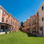 Akroyiali 2* Vasiliki