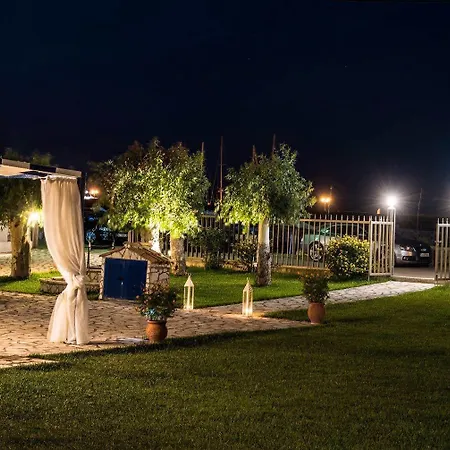 Hotel Akroyiali