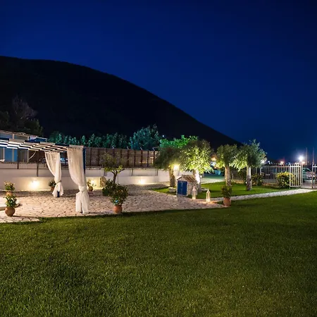 Hotel Akroyiali 2*