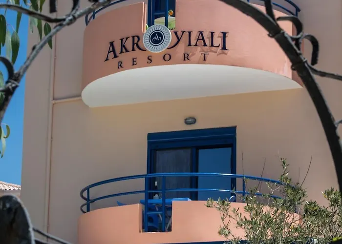 Hotel Akroyiali 2*