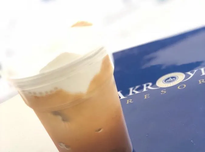 Akroyiali 2* Vasiliki (Lefkada)