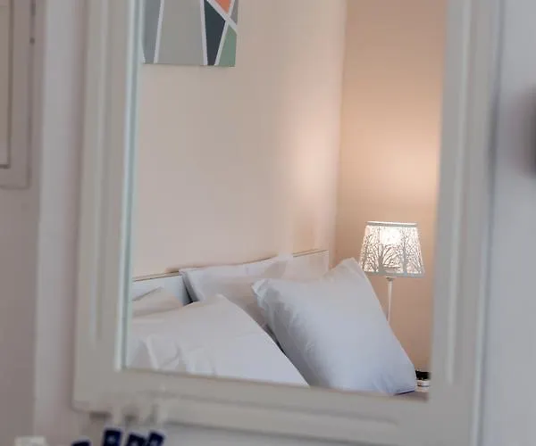 Akroyiali 2* Vasiliki (Lefkada)