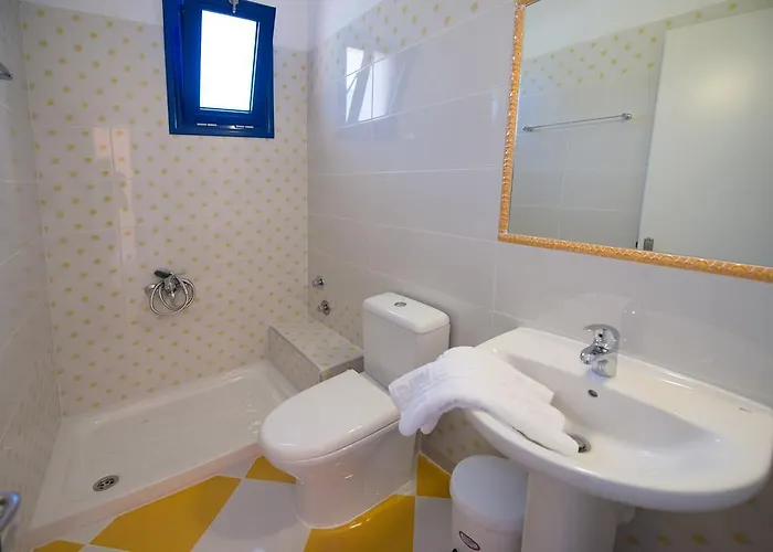 Akroyiali 2* Vasiliki (Lefkada)